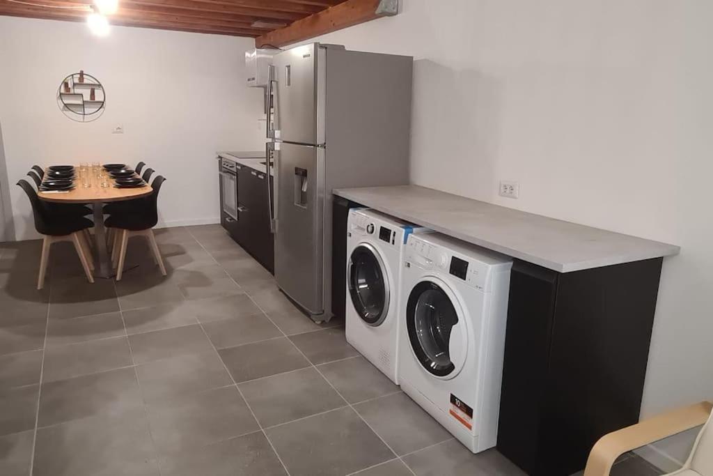 Appartamento Al Centro Di 칼리아리 외부 사진